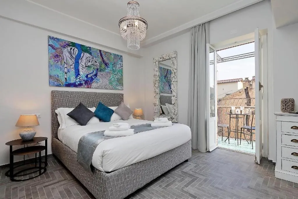 Della Croce Rooms Rome Italy