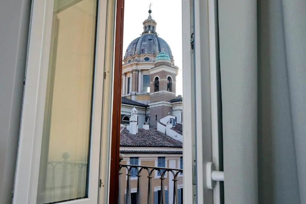 Della Croce Rooms Rome 0*,  Italy