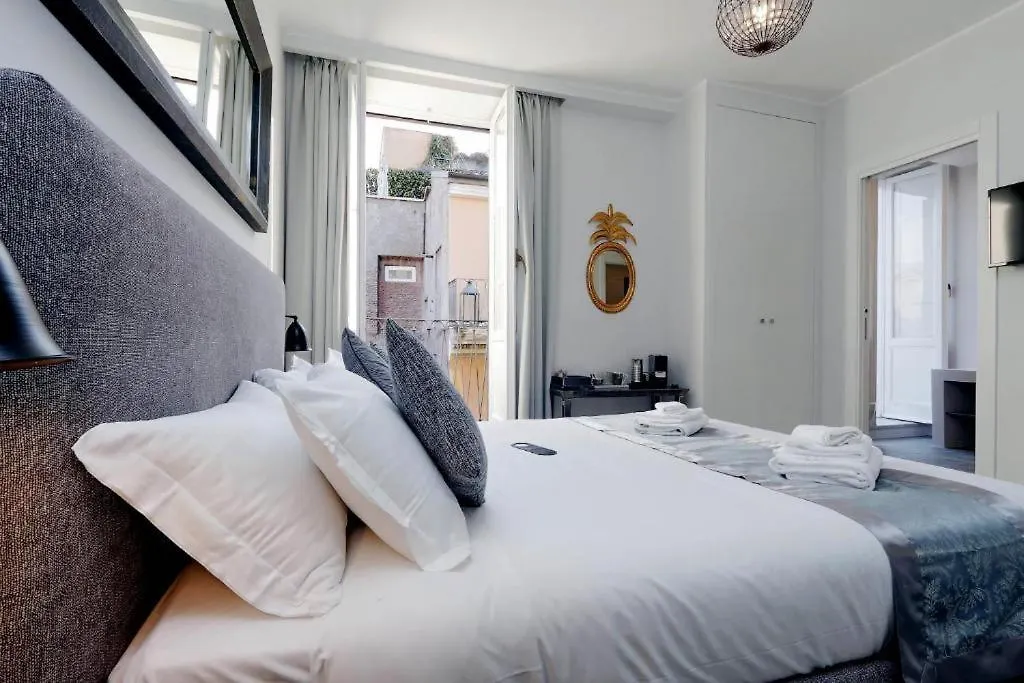 Della Croce Rooms Rome