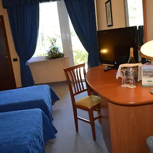 http://colle-della-trinita.hotels-perugia.com
