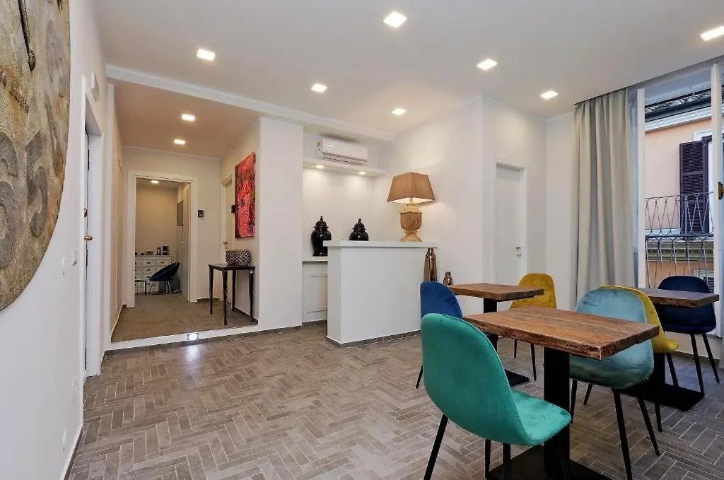 Della Croce Rooms Rome 0*,  Italy