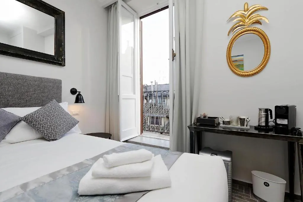 Affittacamere Della Croce Rooms Roma Italia